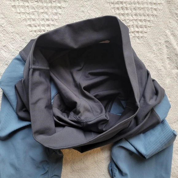 ZYIA Active Storm Parallel Luxe High Rise 7/8 length Blue Legging,  Size 6-8 - Picture 7 of 13